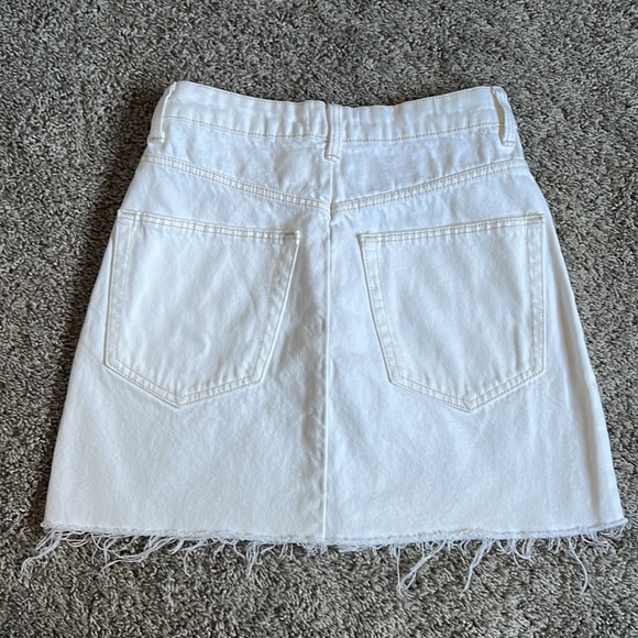 Zara White Denim Mini Skirt - Picture 2 of 5